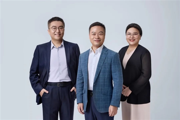 何小鵬：知道王鳳英的脾氣沒(méi)想到這么狠、能罵你一個(gè)小時(shí)