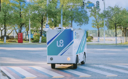 文遠(yuǎn)知行發(fā)布無人物流車Robovan W5：L4級(jí)無人駕駛、續(xù)航達(dá)220km