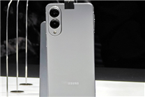 三星Galaxy S25 edge手機殼亮相：6.4mm超薄機身 對標iPhone 17 Air！