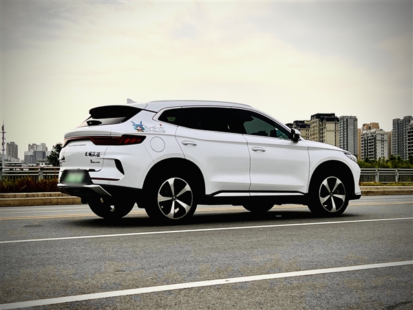 王傳福：中國新能源汽車領(lǐng)先3-5年 比亞迪大資產(chǎn)是工程師團(tuán)隊(duì)
