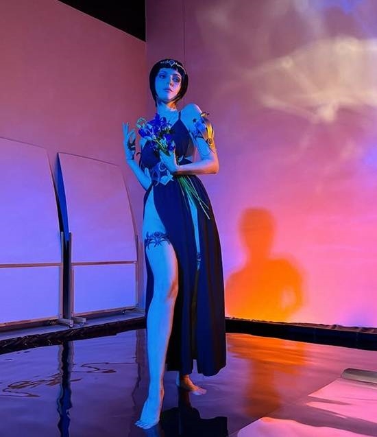 俄妹COS《博德之門(mén)3》禮服影心：絕美氛圍