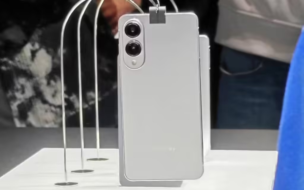 消息稱三星 Galaxy S25 Edge 手機 4 月 16 日發(fā)布