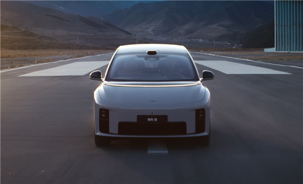 理想i8純電SUV 7月上市！李想：二胎及三代同堂家庭可以耐心等等