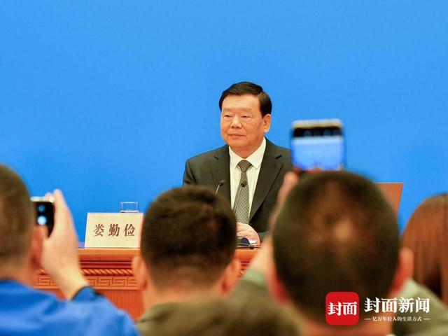 十四屆全國人大三次會議：多種采訪方式與豐富議程