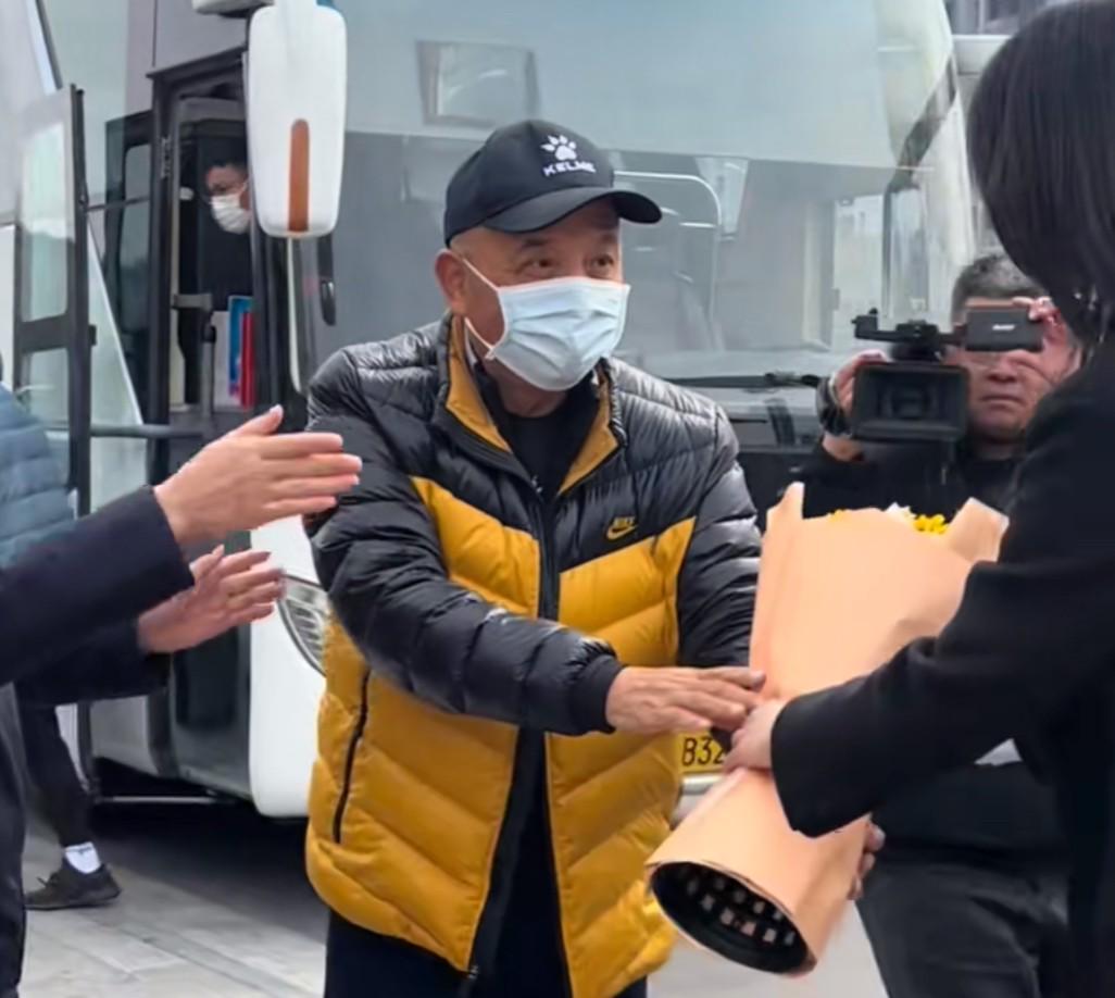 68歲殷鐵生再出山！將率山東女足征戰(zhàn)女超與全運(yùn)，殷鐵生重出江湖：68歲執(zhí)掌山東女足征戰(zhàn)賽事