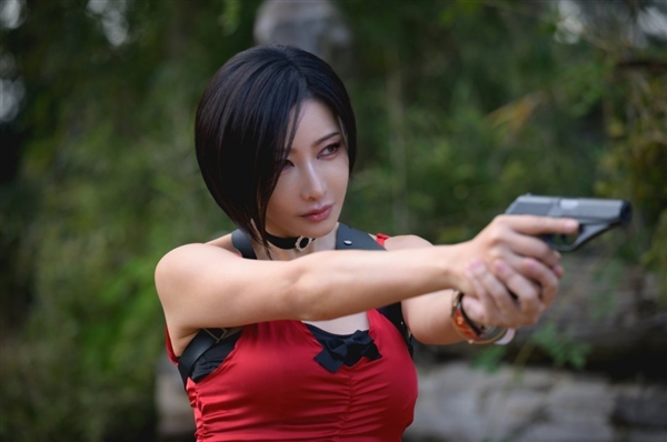 日本美女月島圭Cos艾達(dá)王美圖：旗袍造型無比誘人！