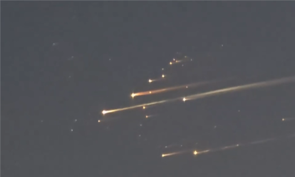 SpaceX星艦第八次試飛失敗 二級(jí)再次爆炸 當(dāng)空放煙花