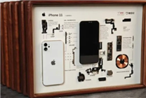 太有懸念！16代經(jīng)典iPhone機(jī)型被京東拆成藝術(shù)品 裝裱成畫1元起拍