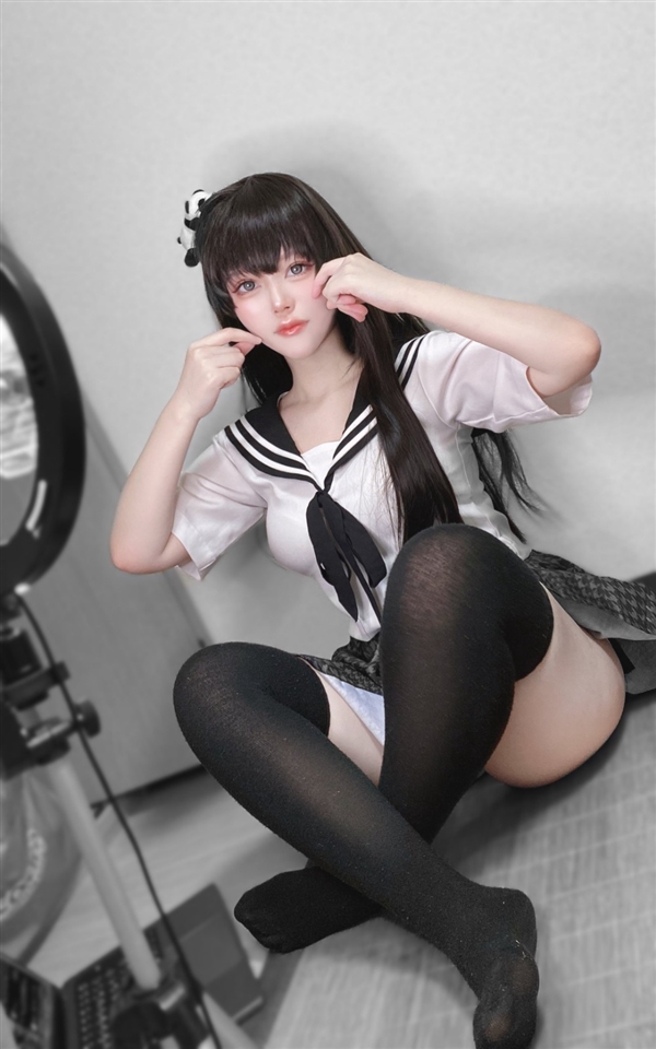 《生化危機(jī)4》艾達(dá)王COS美圖：身材太還原